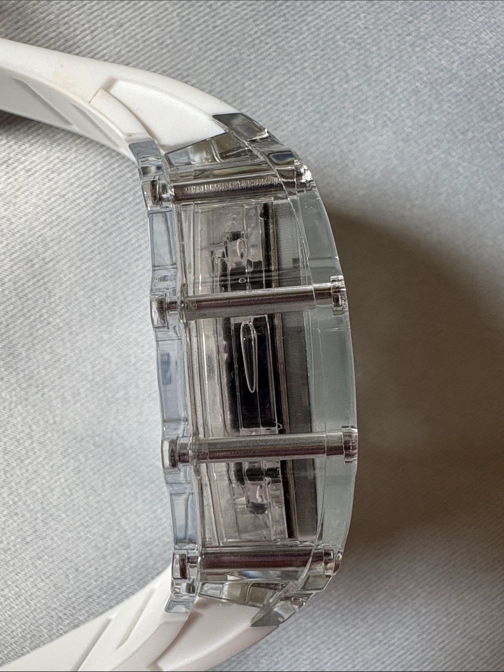 Transparent Barrel Case White Strap Skeleton Dial Watch - Picture 8 of 14